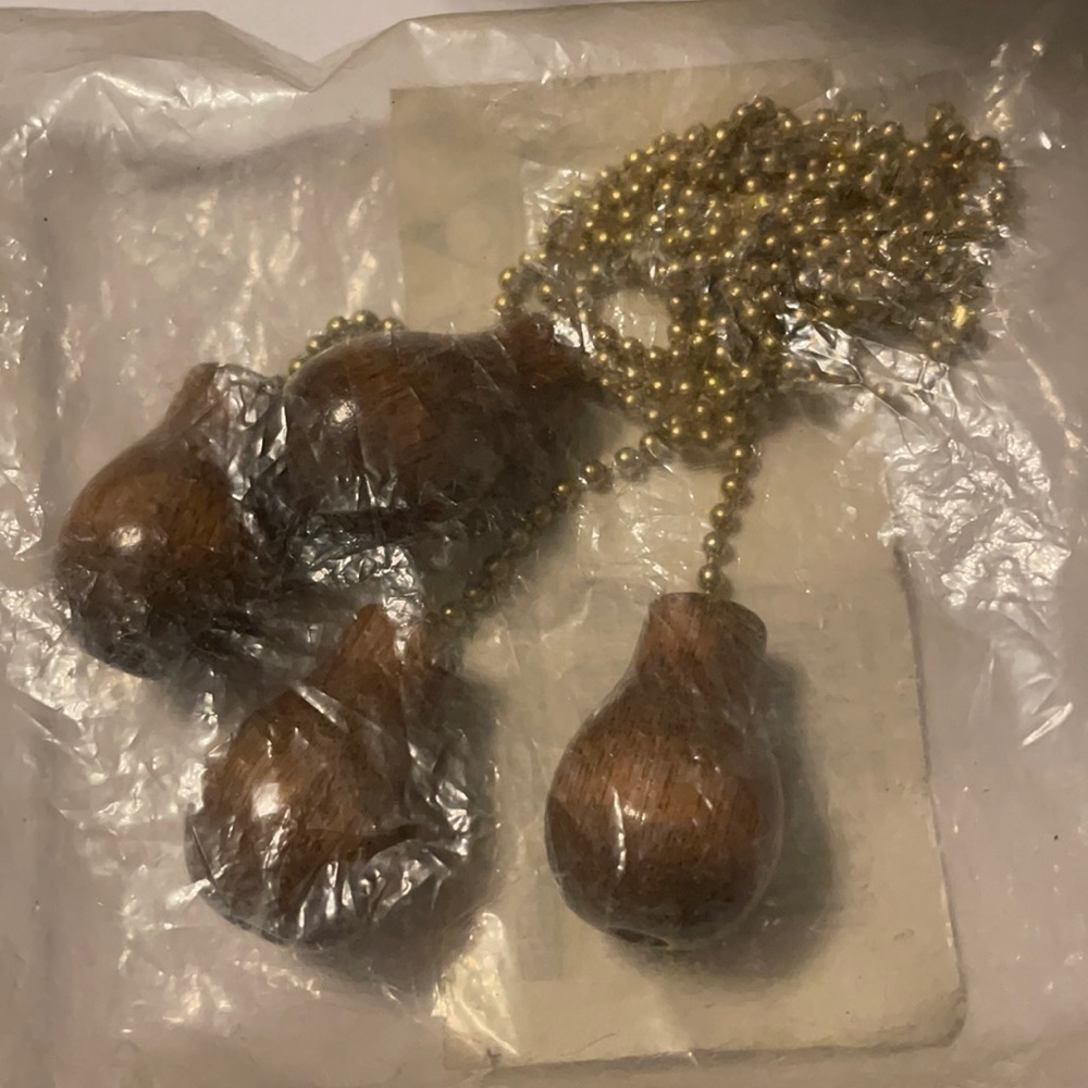 Wood knob natural 12 inch chain four pack
